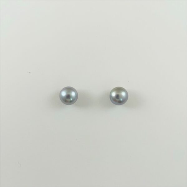 9mm Gray Pearl Earring E009G