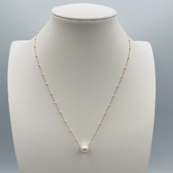 Floating Pearl on Satellite Chain N1926
