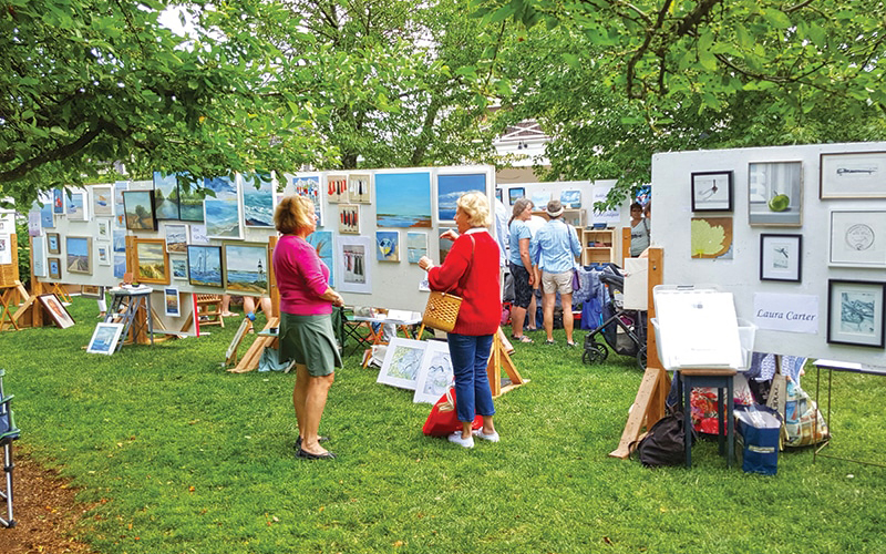 Nantucket sidewalk art show