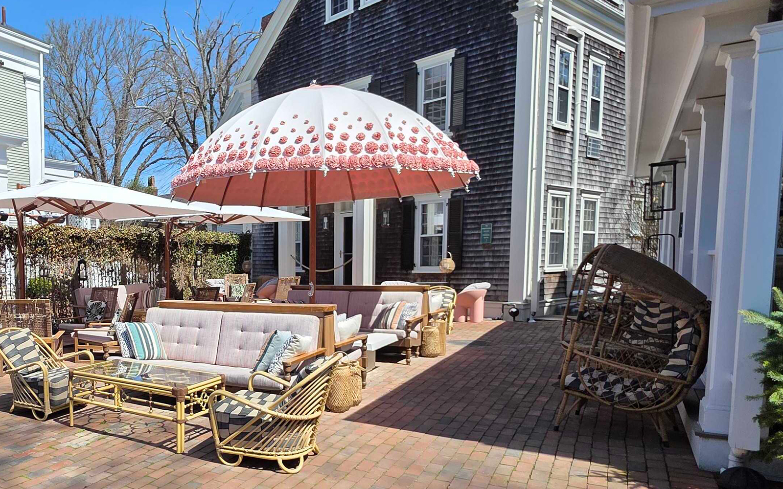 Charming Nantucket inn with coastal garden patio entrance