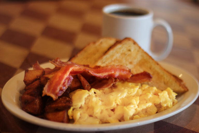 crosswinds breakfast 768x512